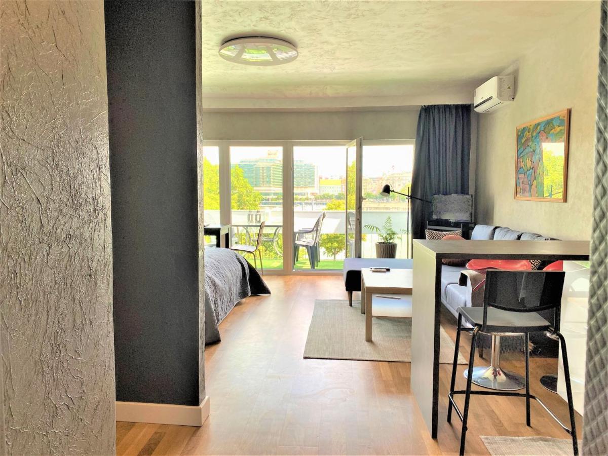 Danube View Artapartment With Balcony Budapest Luaran gambar